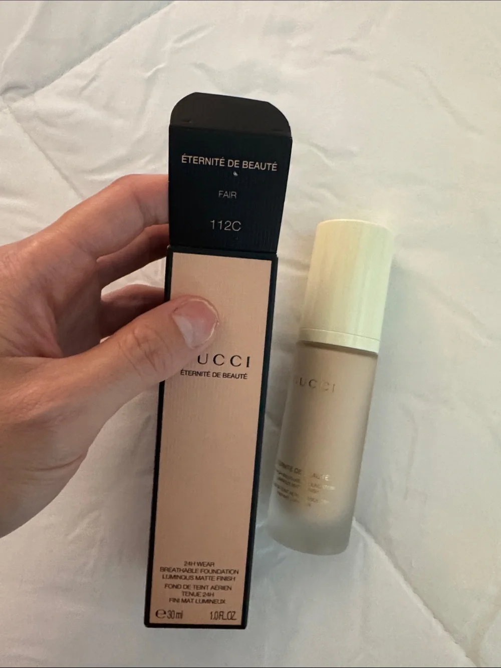 Gucci Éternité de Beauté Breathable Foundation — Beige Fair (112C)
